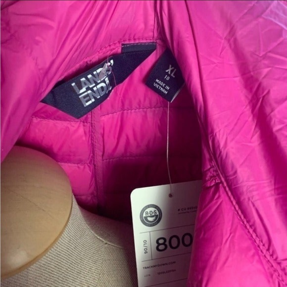 **JUST SOLD** Lands end puffer jacket XL pink - Picture 4 of 5